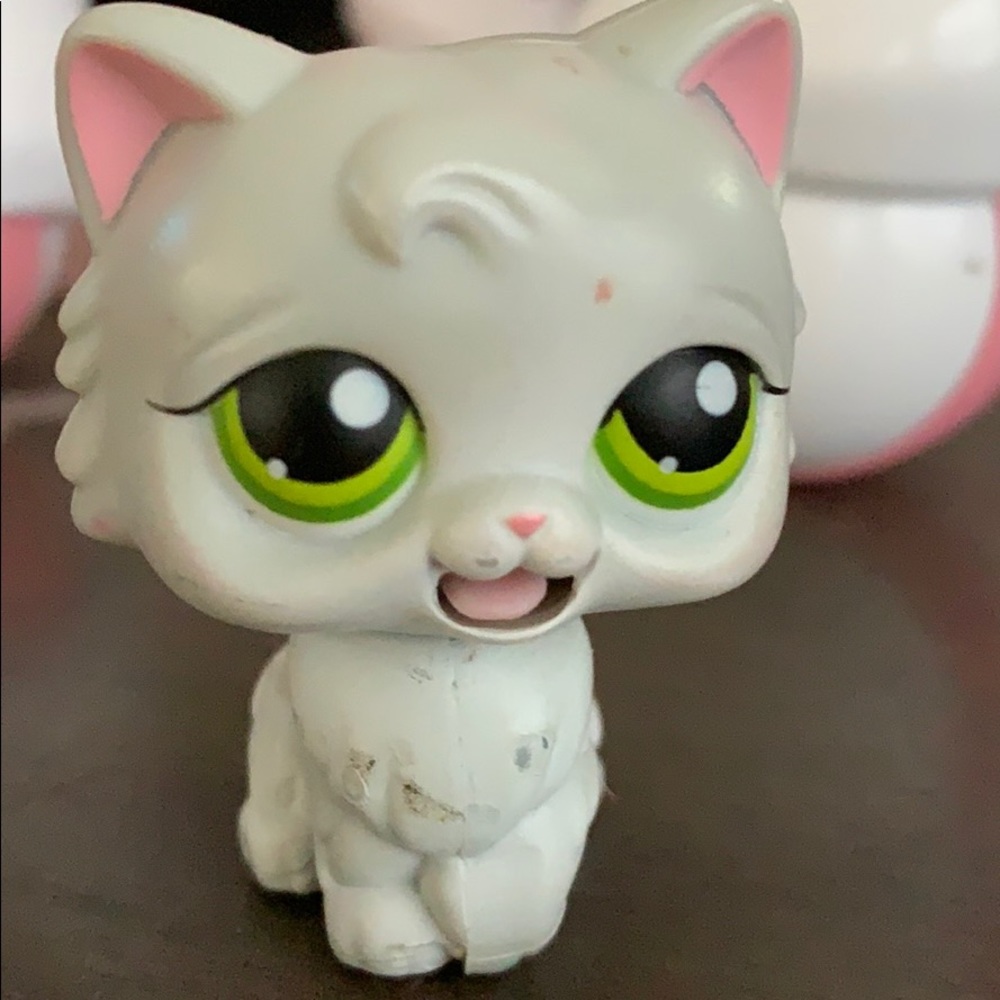 Littlest pet shop white cat lps